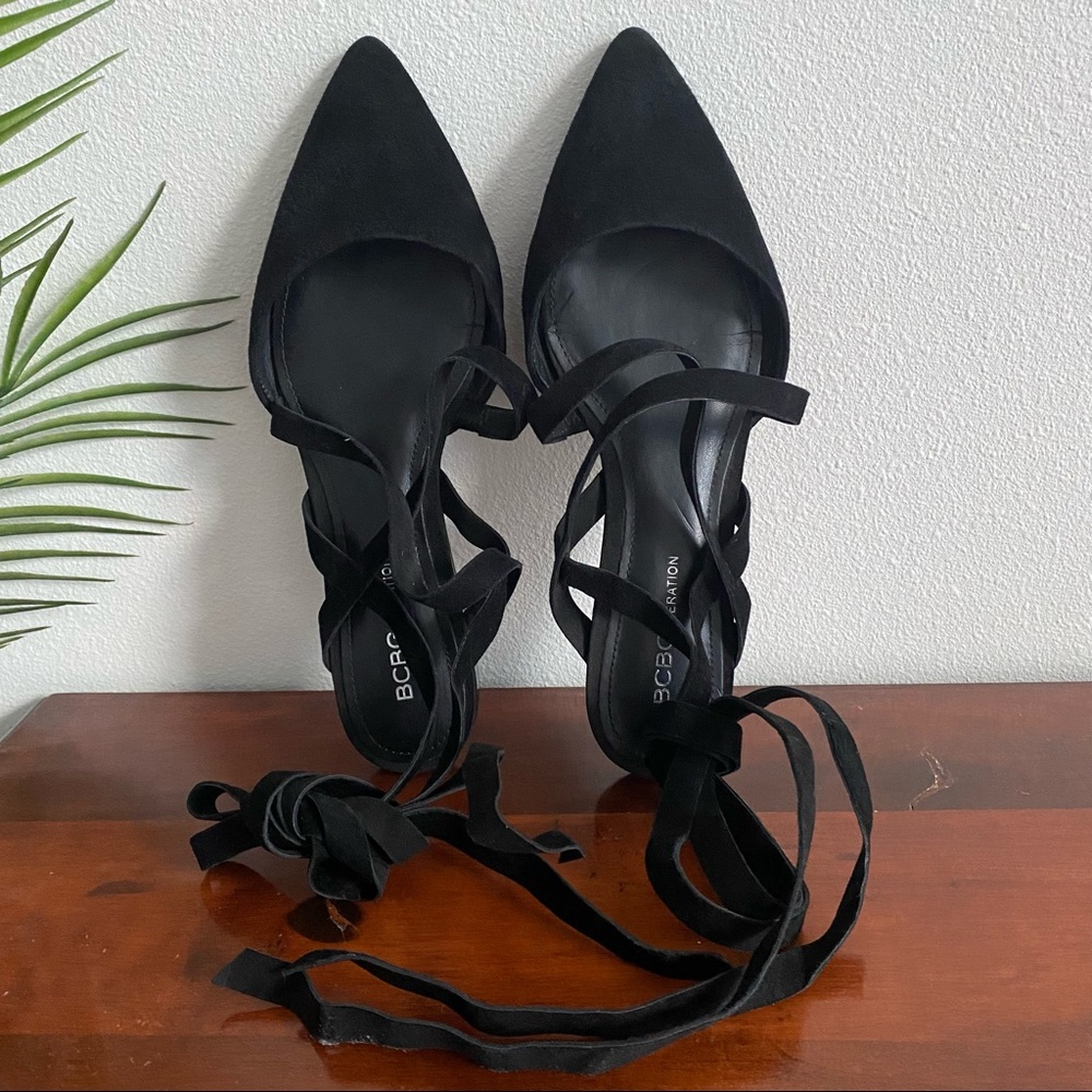BCBG Generation Noel Pointed Toe Faux Suede Ballet Flats in Black Womens Size 8